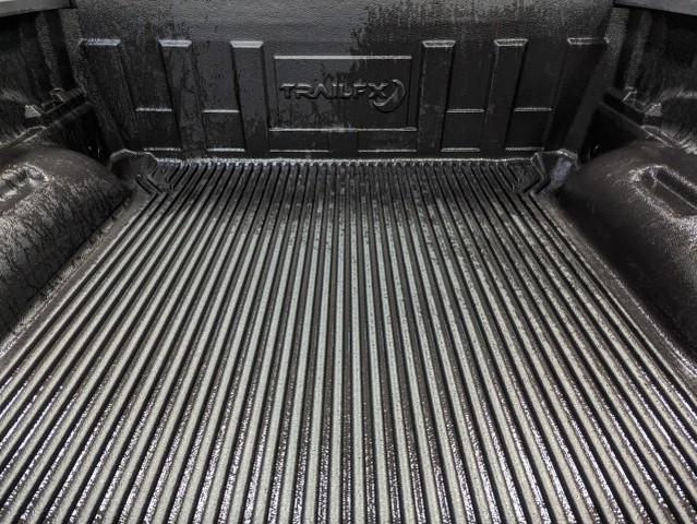 Photo of 2025 Diamond Black Crystal Pearlcoat RAM 1500