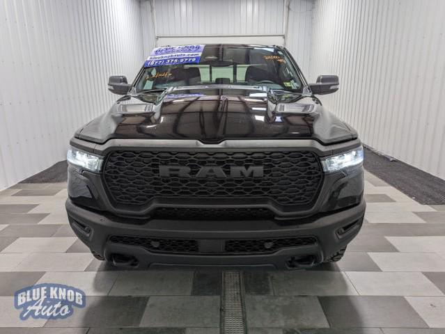 Photo of 2025 Diamond Black Crystal Pearlcoat RAM 1500