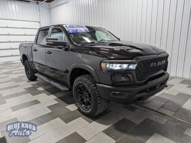 Photo of 2025 Diamond Black Crystal Pearlcoat RAM 1500