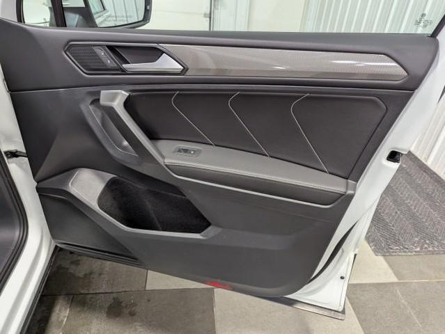 Photo of 2022 Pure White Volkswagen Tiguan