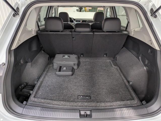 Photo of 2022 Pure White Volkswagen Tiguan