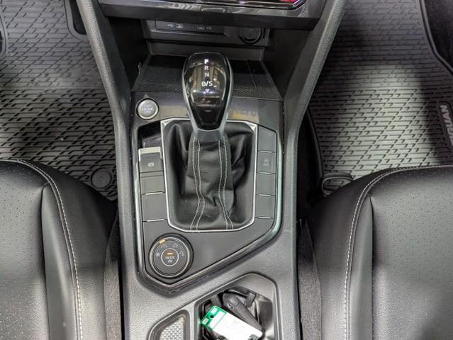 Photo of 2022 Pure White Volkswagen Tiguan