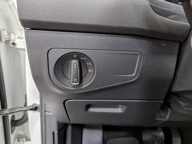Photo of 2022 Pure White Volkswagen Tiguan