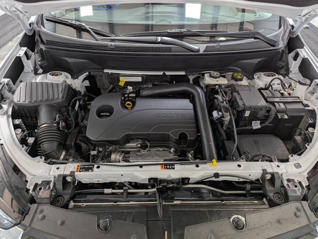 Photo of 2024 Summit White Chevrolet Equinox