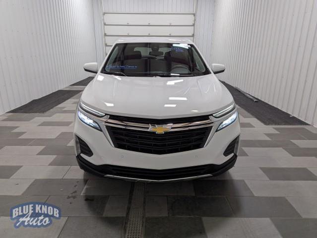 Photo of 2024 Summit White Chevrolet Equinox