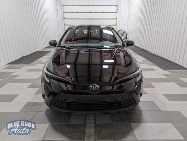 Photo of 2025 Midnight Black Metallic Toyota Corolla Hybrid