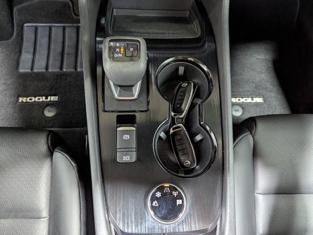 Photo of 2023 Caspian Blue Metallic Nissan Rogue