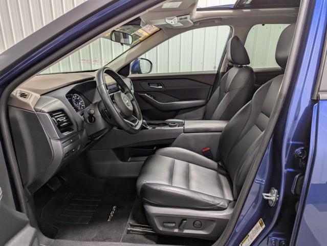 Photo of 2023 Caspian Blue Metallic Nissan Rogue