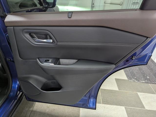 Photo of 2023 Caspian Blue Metallic Nissan Rogue