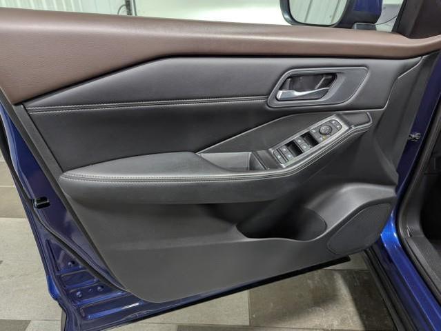 Photo of 2023 Caspian Blue Metallic Nissan Rogue