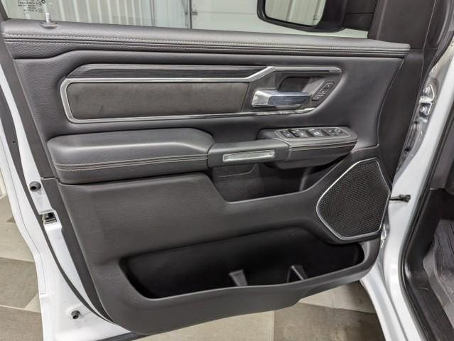 Photo of 2023 Bright White Clearcoat RAM 1500
