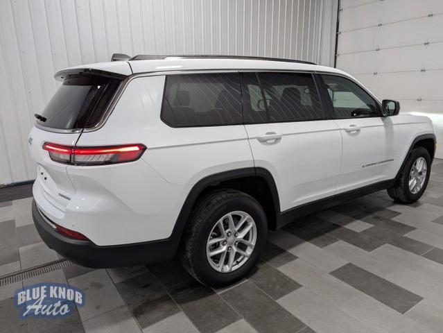 Photo of 2022 Bright White Clearcoat Jeep Grand Cherokee L
