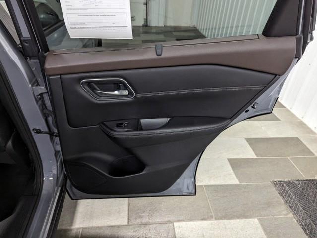 Photo of 2022 Boulder Gray Pearl/Super Black Nissan Rogue