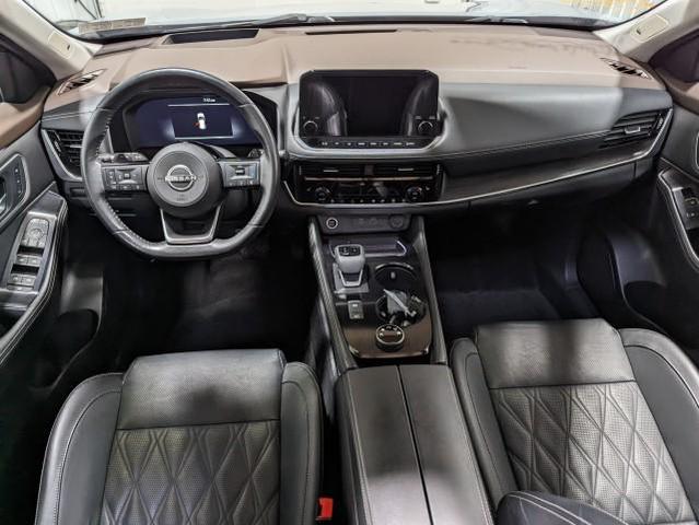 Photo of 2022 Boulder Gray Pearl/Super Black Nissan Rogue