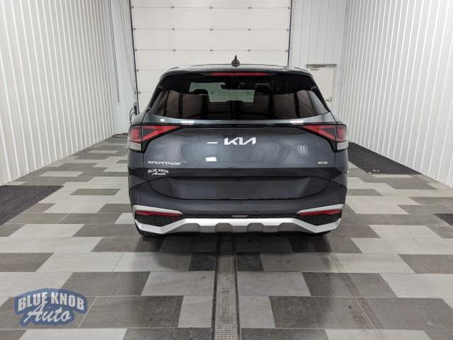 Photo of 2023 Gravity Gray Kia Sportage Hybrid