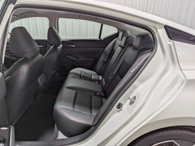 Photo of 2024 Glacier White Nissan Altima