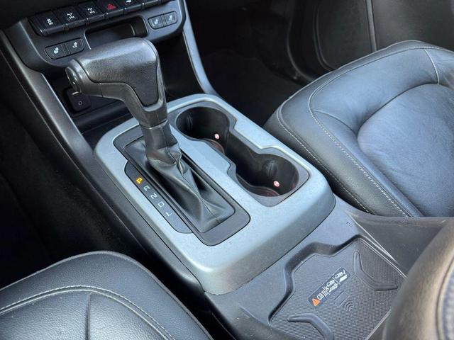 Photo of 2017 Summit White Chevrolet Colorado