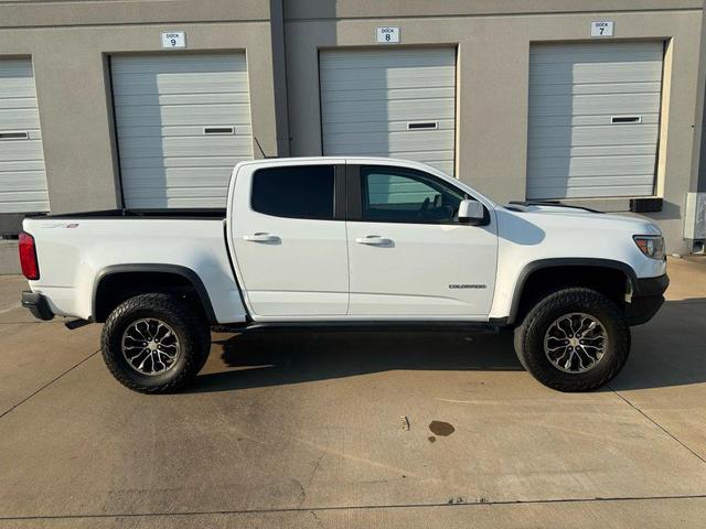 Photo of 2017 Summit White Chevrolet Colorado