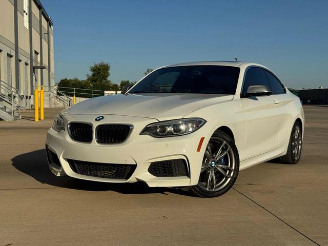 Photo of 2016 White BMW M2