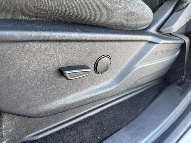 Photo of 2023 Oxford White Ford F-350