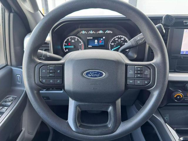 Photo of 2023 Oxford White Ford F-350