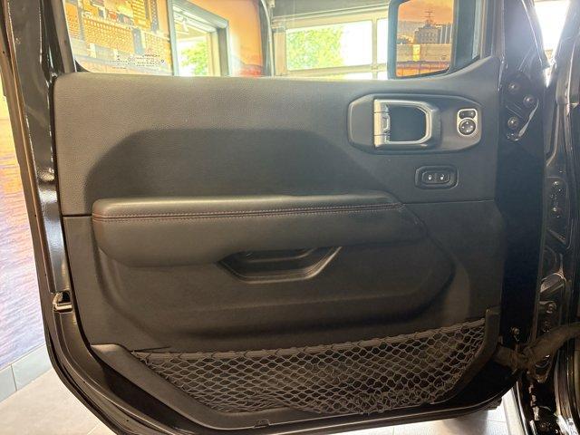 Photo of 2019 Black Clearcoat Jeep Wrangler Unlimited