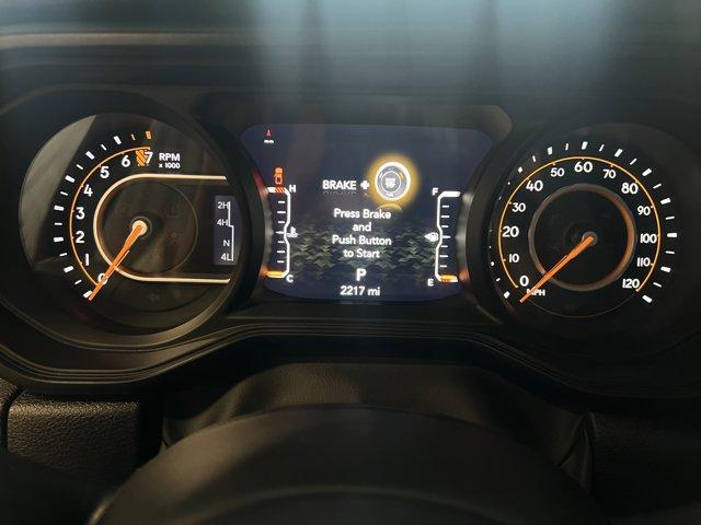 Photo of 2024 Bright White Clearcoat Jeep Gladiator