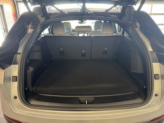 Photo of 2025 Silver Zynith Clearcoat Jeep Wagoneer S