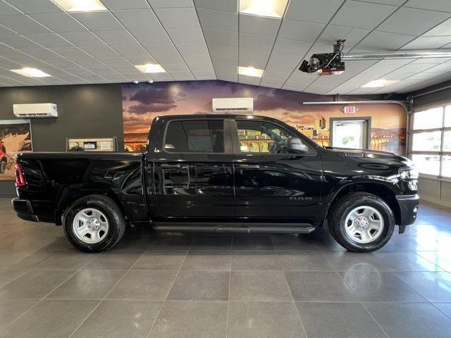 Photo of 2025 Diamond Black RAM 1500