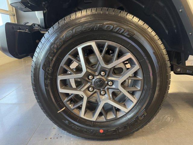 Photo of 2025 Bright White Clearcoat Jeep Wrangler
