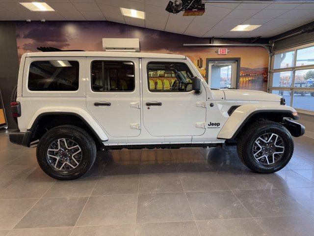 Photo of 2025 Bright White Clearcoat Jeep Wrangler