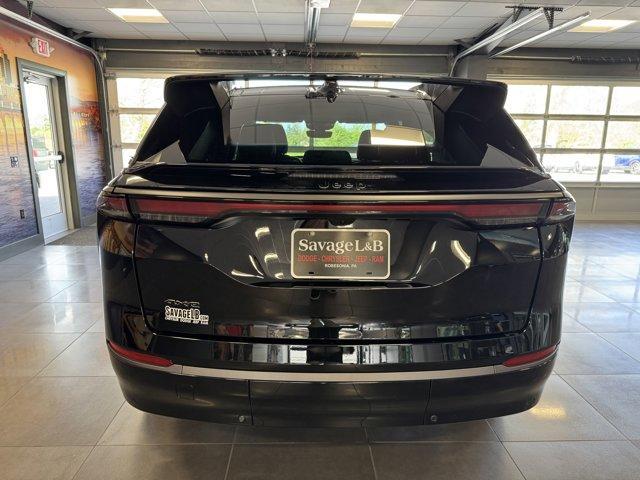 Photo of 2025 Diamond Black Jeep Wagoneer S