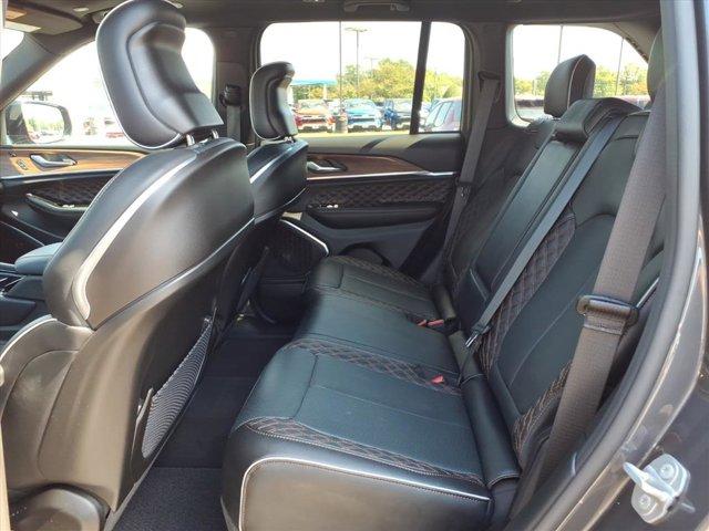 Photo of 2025 Baltic Gray Metallic Clearcoat Jeep Grand Cherokee