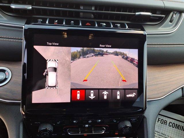 Photo of 2025 Baltic Gray Metallic Clearcoat Jeep Grand Cherokee