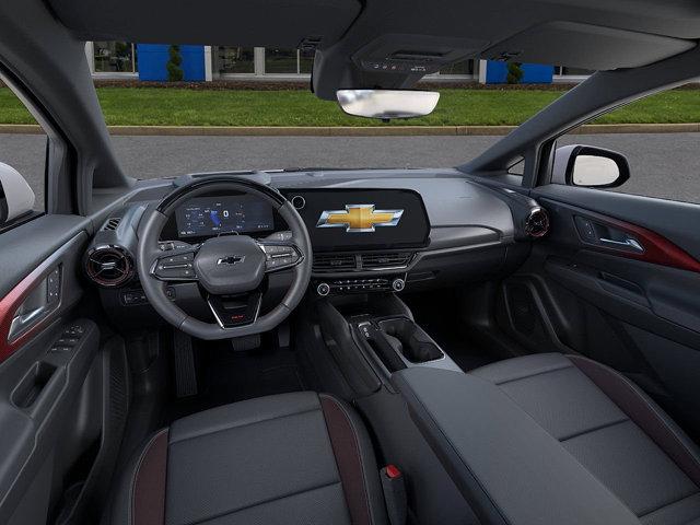 Photo of 2025 Iridescent Pearl Tricoat Chevrolet Equinox EV