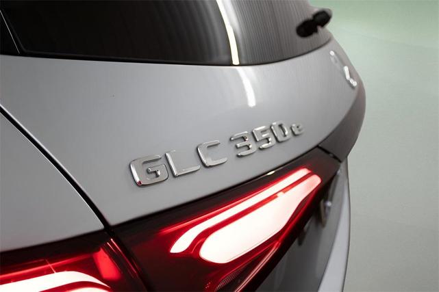 Photo of 2025 Cirrus Silver Metallic Mercedes-Benz GLC 350e