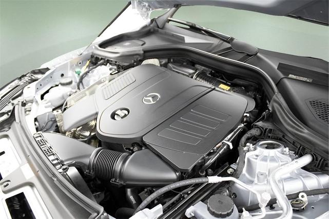 Photo of 2025 Cirrus Silver Metallic Mercedes-Benz GLC 350e