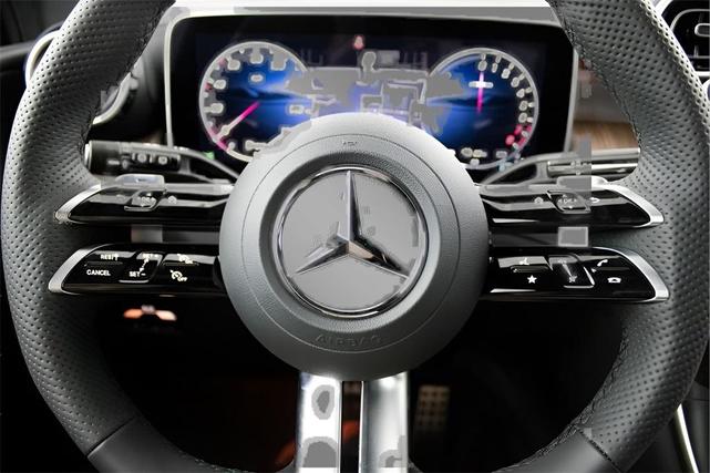 Photo of 2025 Cirrus Silver Metallic Mercedes-Benz GLC 350e