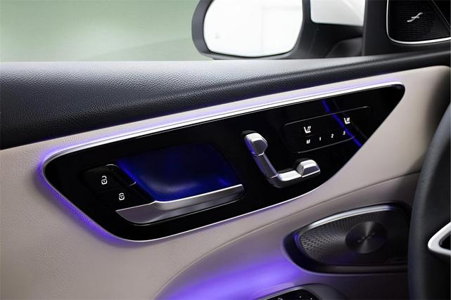 Photo of 2025 Polar White Mercedes-Benz C-Class