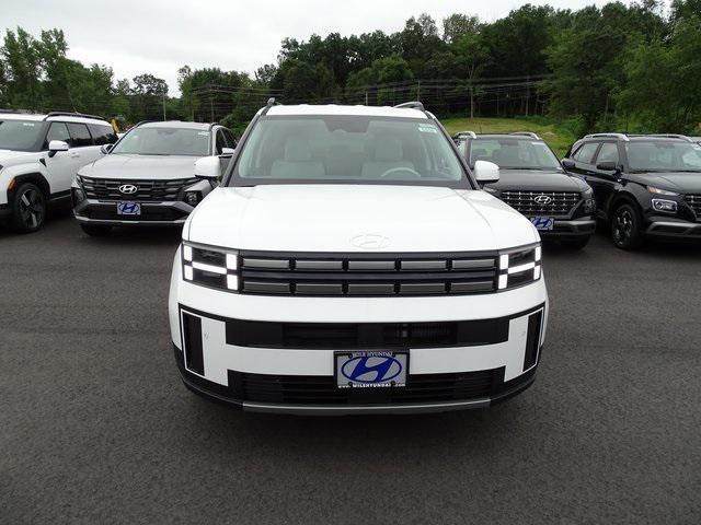 Photo of 2025 White Hyundai SANTA FE HEV