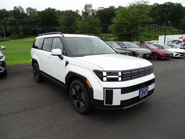 Photo of 2025 White Hyundai SANTA FE HEV