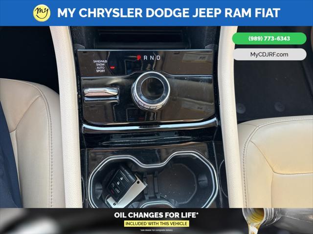 Photo of 2022 Velvet Red Pearlcoat Jeep Grand Cherokee