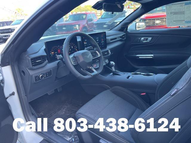Photo of 2025 Oxford White Ford Mustang
