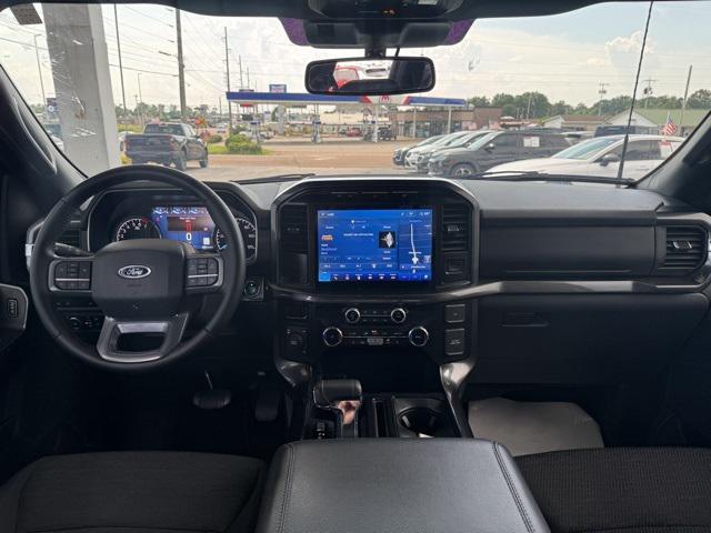 Photo of 2023 Agate Black Metallic Ford F-150