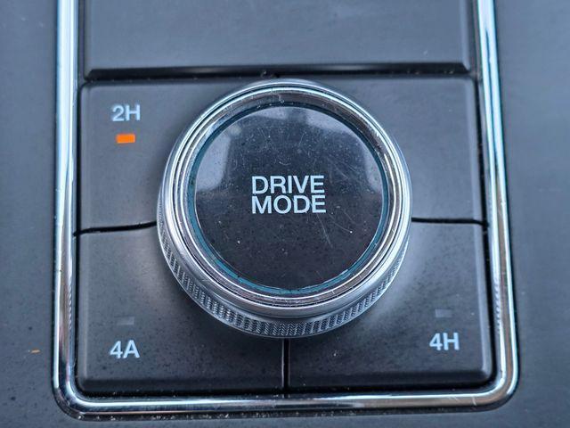 Photo of 2024 Agate Black Metallic Ford Expedition Max