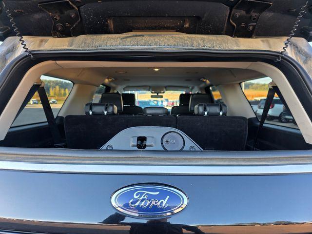 Photo of 2024 Agate Black Metallic Ford Expedition Max