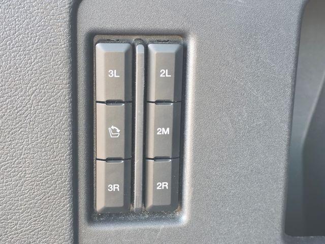 Photo of 2024 Agate Black Metallic Ford Expedition Max