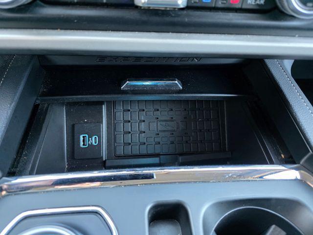 Photo of 2024 Agate Black Metallic Ford Expedition Max
