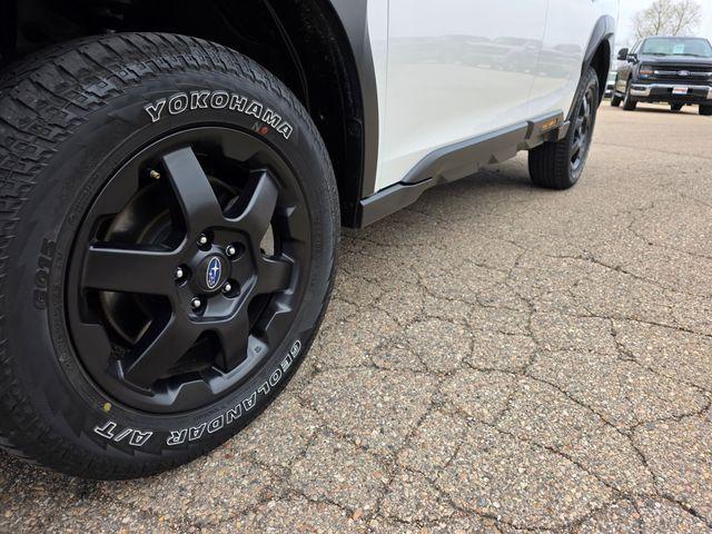 Photo of 2023 Crystal White Pearl Subaru Outback