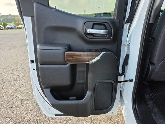 Photo of 2020 Summit White GMC Sierra 1500